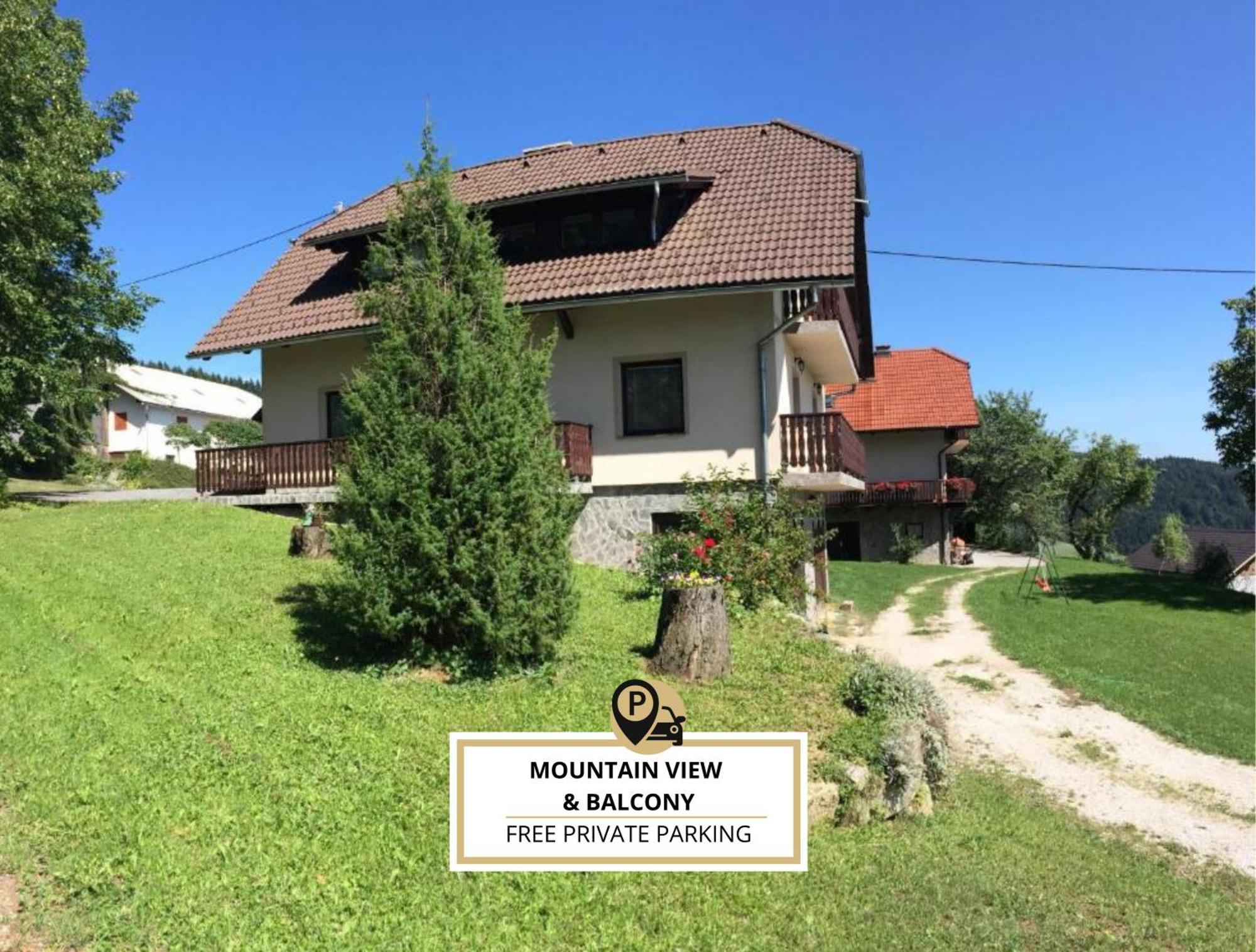 Hotel Tourist Farm Pacnik Resnik Exterior foto