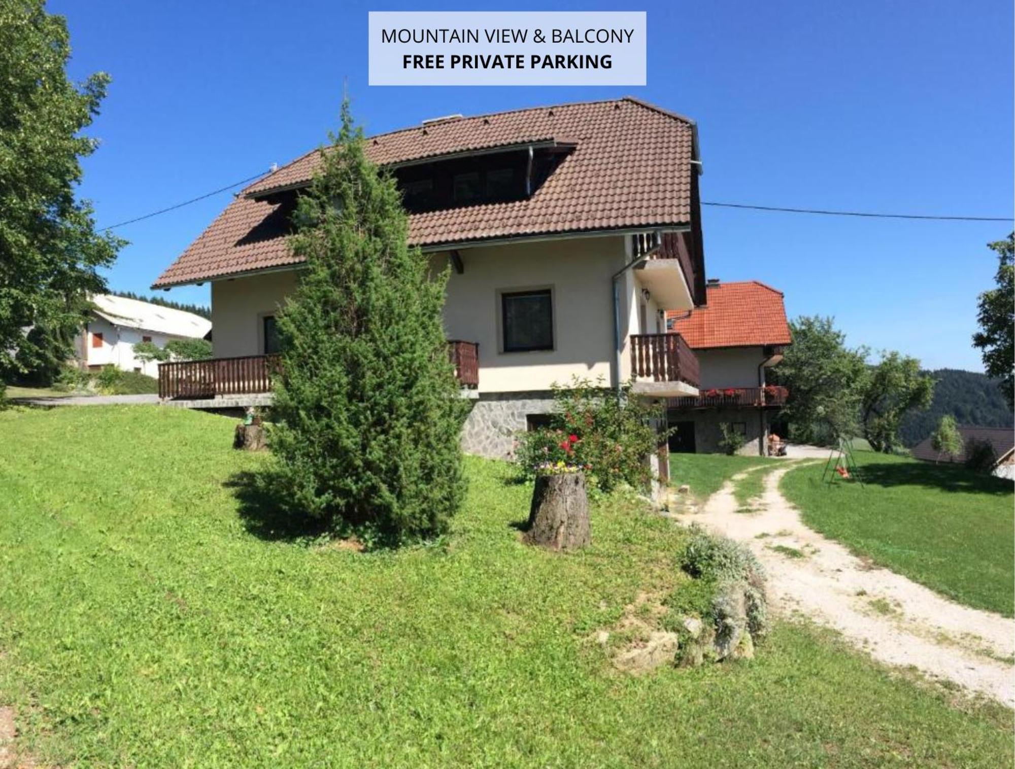Hotel Tourist Farm Pacnik Resnik Exterior foto